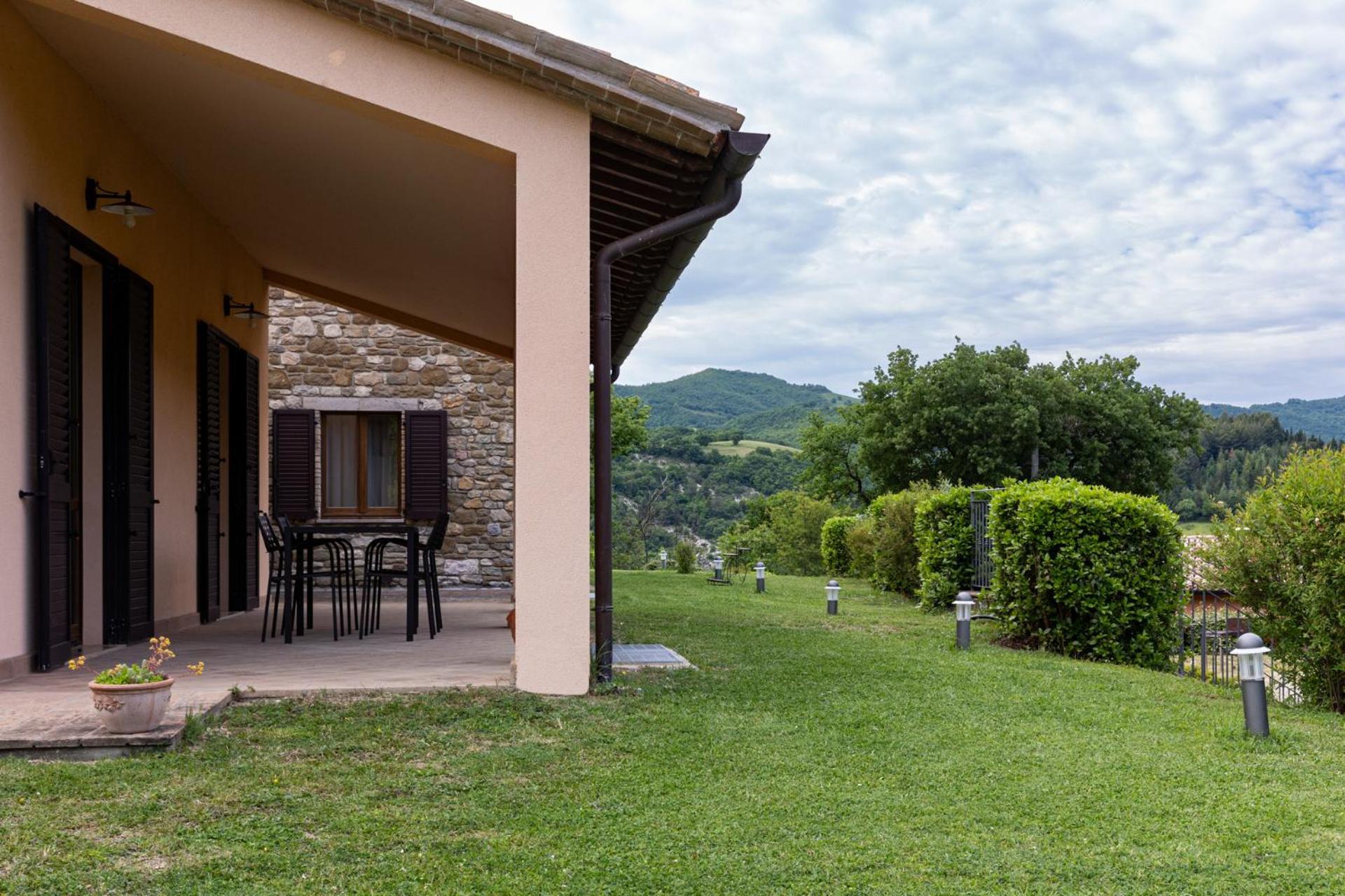 Вілла Relais Parco Del Subasio Piano Delle Pieve Екстер'єр фото