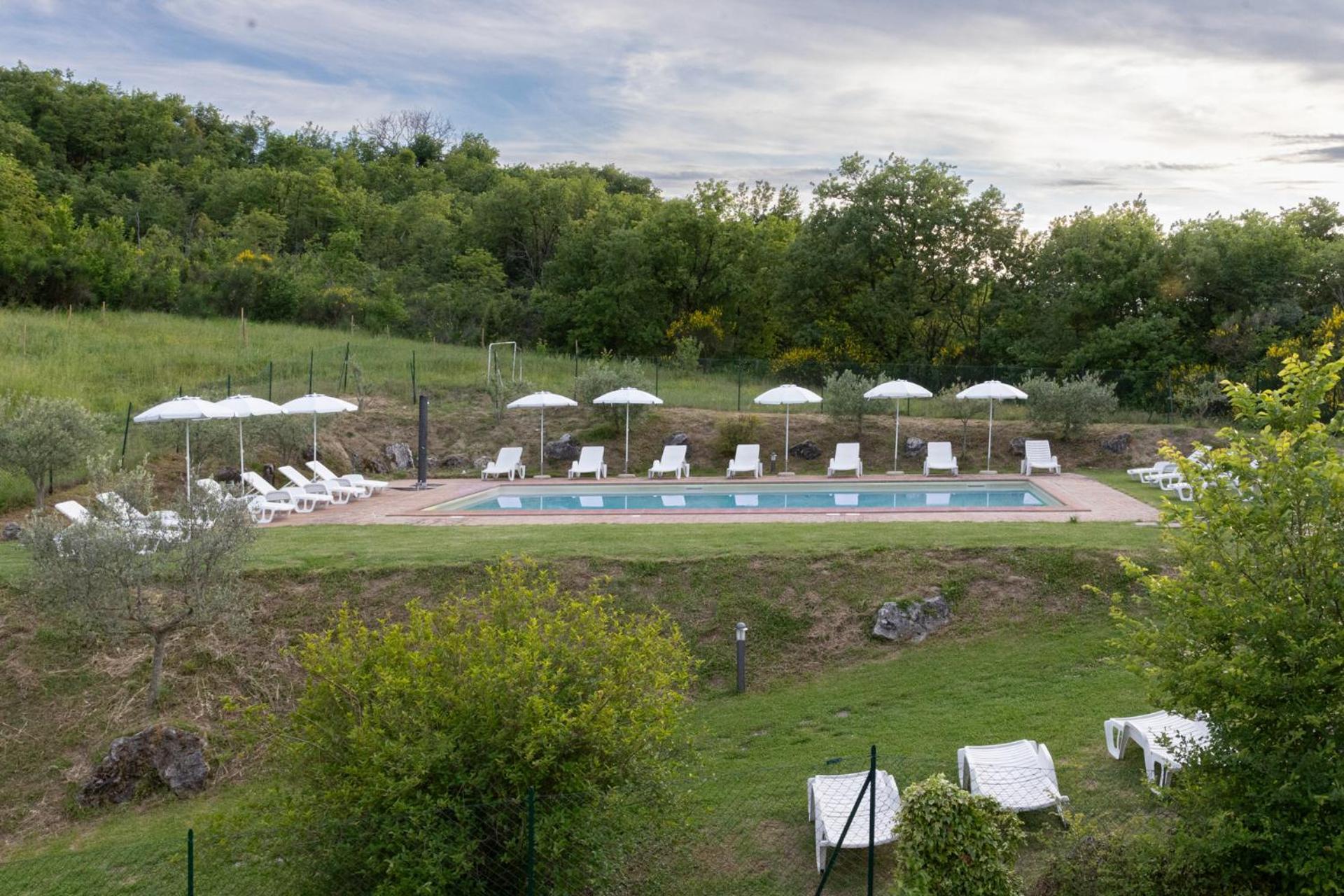 Вілла Relais Parco Del Subasio Piano Delle Pieve Екстер'єр фото