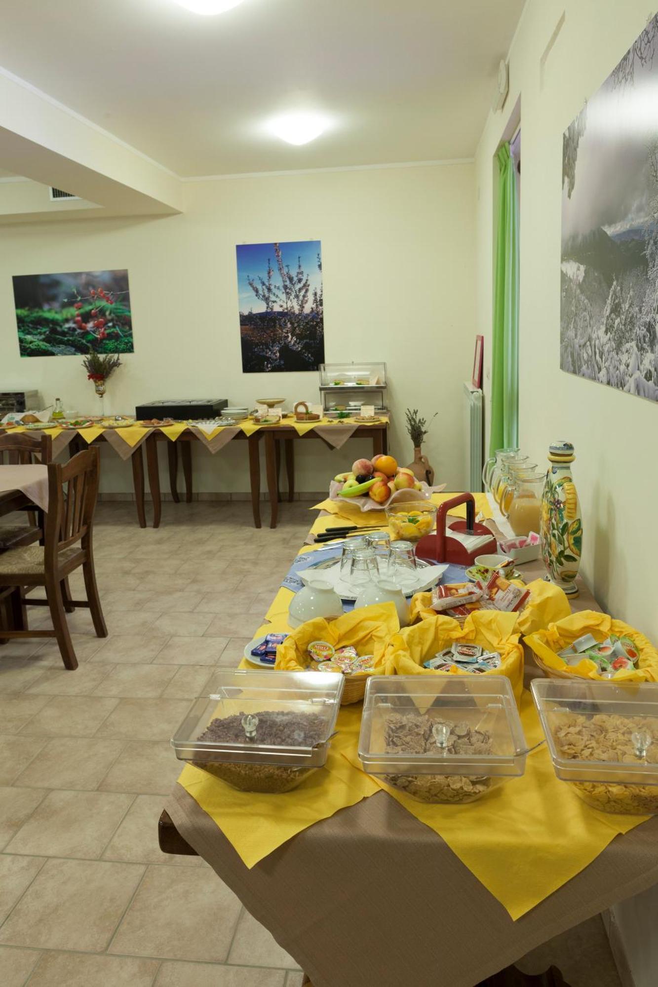 Вілла Relais Parco Del Subasio Piano Delle Pieve Екстер'єр фото