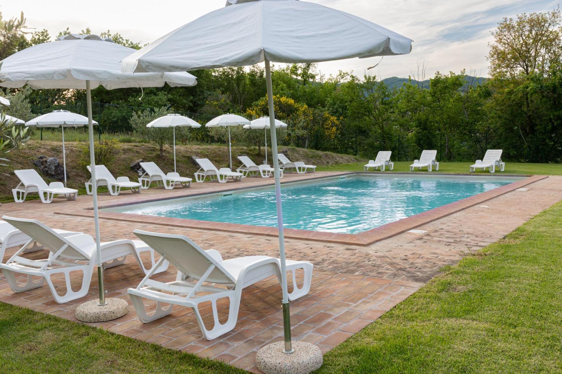 Вілла Relais Parco Del Subasio Piano Delle Pieve Екстер'єр фото