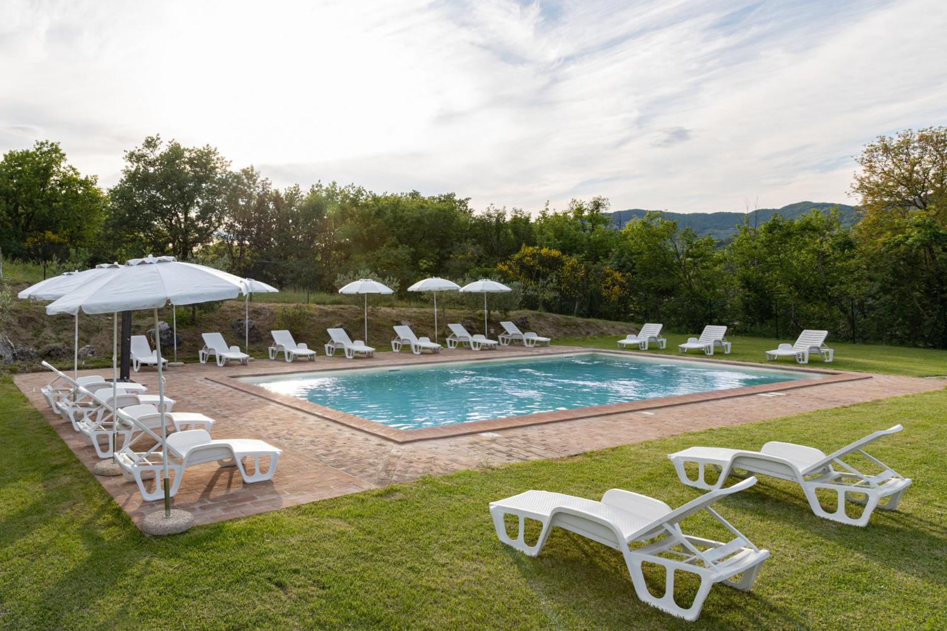 Вілла Relais Parco Del Subasio Piano Delle Pieve Екстер'єр фото