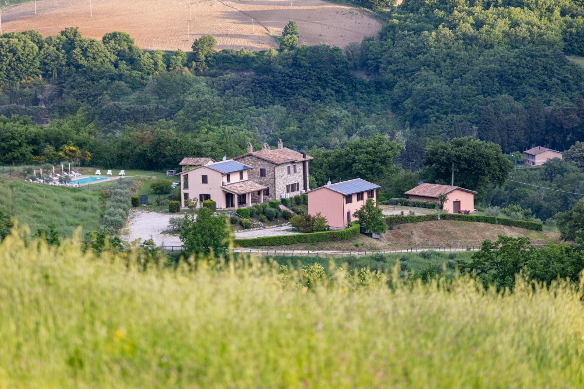 Вілла Relais Parco Del Subasio Piano Delle Pieve Екстер'єр фото